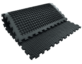 Rubber cow mat for livestock stalls